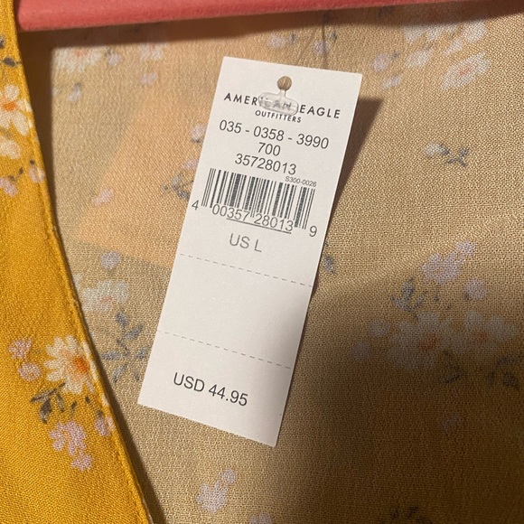 2x American Eagle Blouses SIZE LARGE - Picture 4 of 5